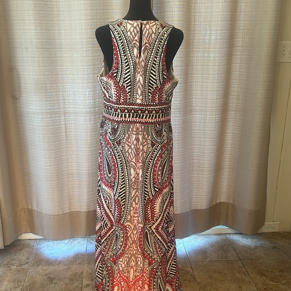 Women’s Maxi Dress - Picture 4 of 6